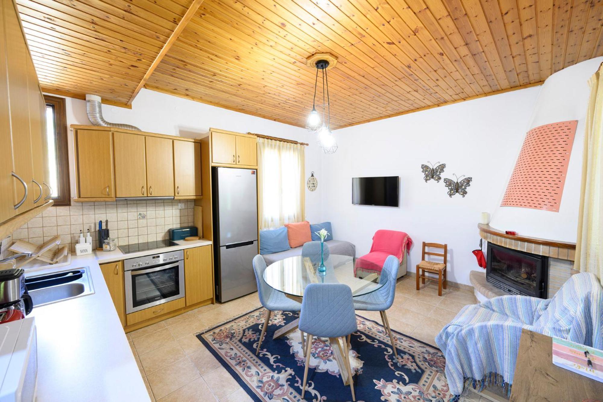 Small Villa Gerani Agios Vlasios  Экстерьер фото