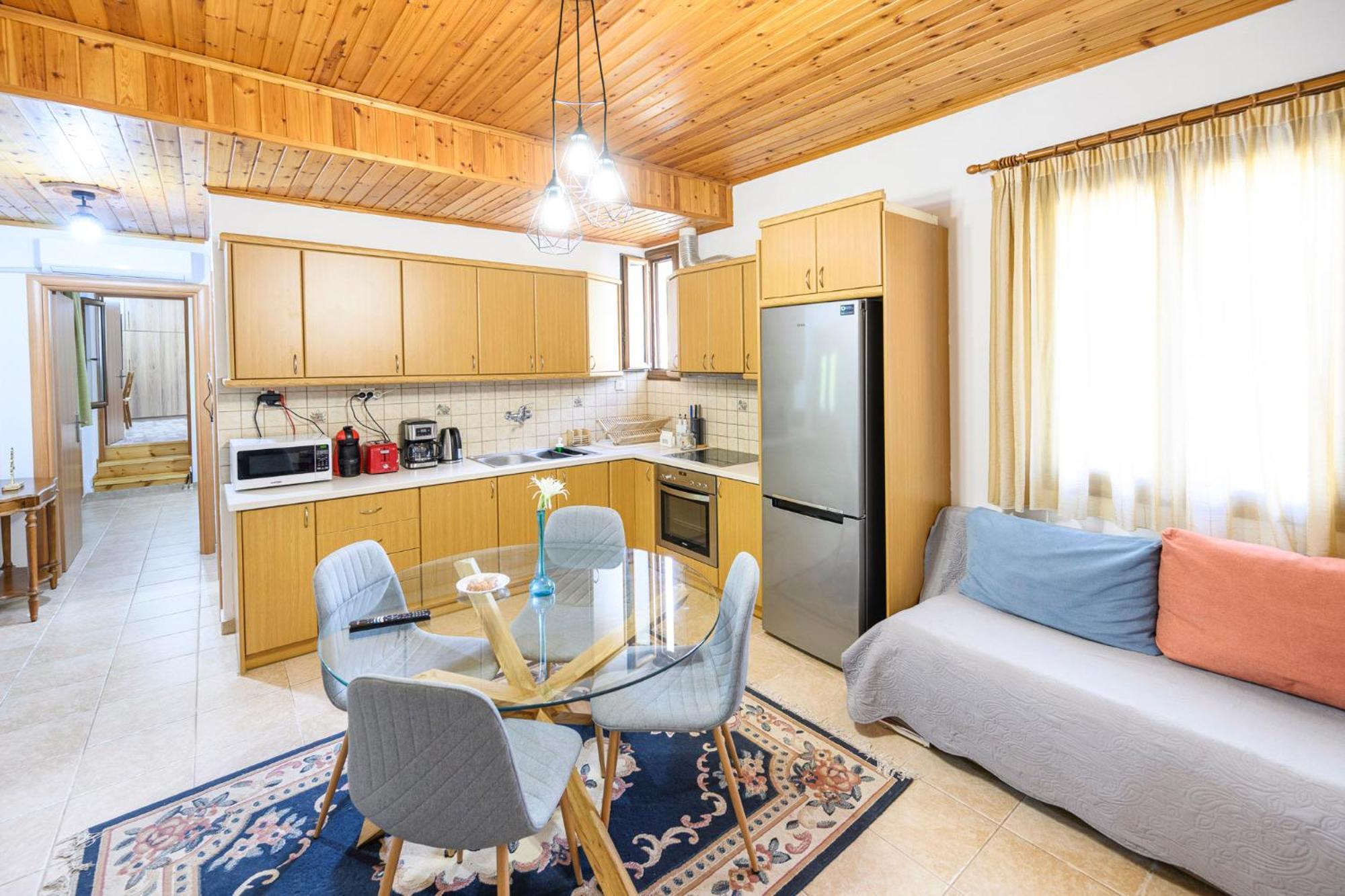 Small Villa Gerani Agios Vlasios  Экстерьер фото